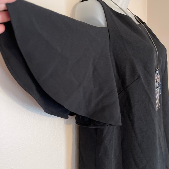 NWT Chelsea28 Classic Black Shift Cold Shoulder Dress XL - Picture 3 of 4